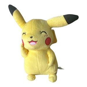 Tomy Pokemon Pikachu Plush 8 inch Yellow 2017 Stuffed Animal Toy